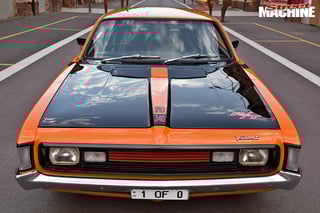 VH Valiant Pacer R/T Hardtop 340 6 Pack V8