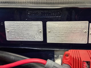 1988 HSV VL SV88 - Build No. 89 - Dorwood Blue Metallic