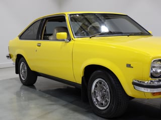 1977 Holden LX Torana SL 253 V8 Hatchback - Absinth Yellow