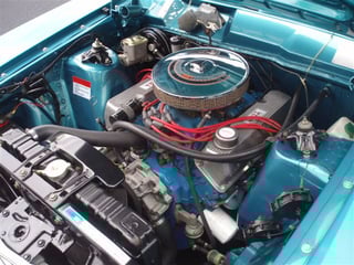 XY Fairmont 351V8