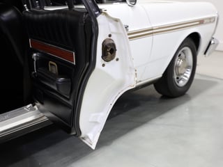 1971 Ford Falcon XY GT - Ultra White 