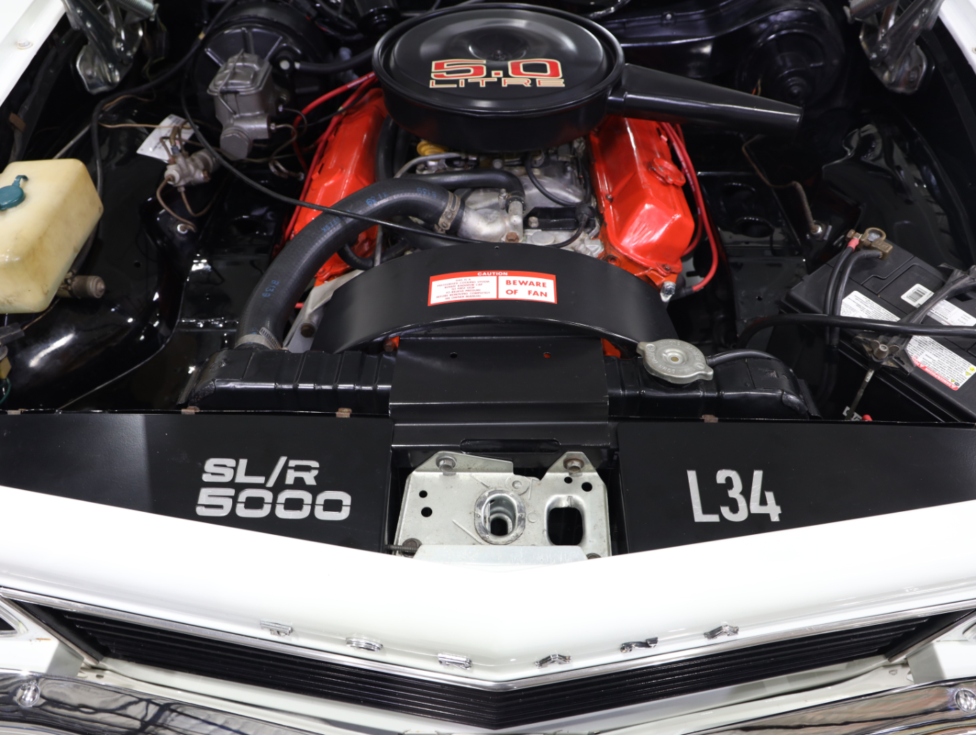 1974 Holden LH Torana L34 SLR 5000 - Glacier White