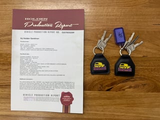 1975 Holden HJ Sandman Panel Van 308ci 4spd  - Absinth Yellow -