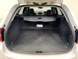 2016 HSV Gen-F2 Clubsport R8 LSA Tourer