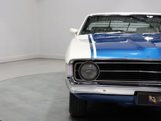 1973 Ford XA Falcon 500 Superbird - Polar White 