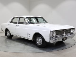 1971 Ford XY Fairmont 302 V8 - Ultra White