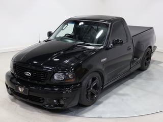 2004 Ford F-150 SVT Lightning RHD - Raven Black 