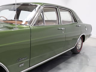 1971 Ford XY Fairmont 302 V8 - Jewel Green
