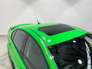 2017 HSV GTSR - Spitfire Green 0064 km …