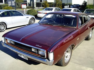 VH770 E37 6 Pack Charger