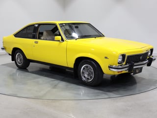 1977 Holden LX Torana SL 253 V8 Hatchback - Absinth Yellow
