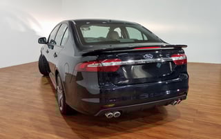 2015 FG-X Falcon XR8 Manual