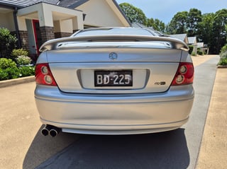2001 Holden Monaro V2 CV8 - Quicksilver