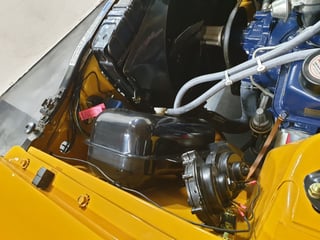 1971 XY Falcon GTHO Phase 3 Replica - GOLDE SUNROOF