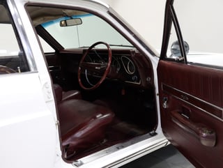 1971 Ford XY Fairmont 302 V8 - Ultra White