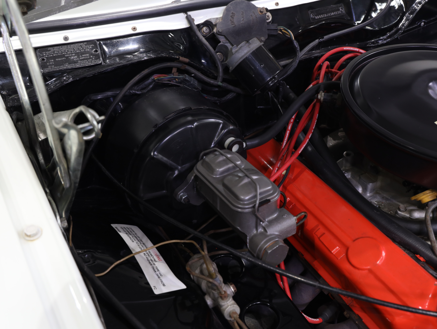 1974 Holden LH Torana L34 SLR 5000 - Glacier White