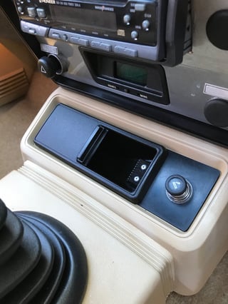 1983 XE Falcon 'S' Pack