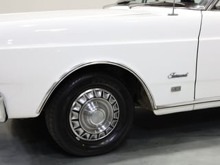 1971 Ford XY Fairmont 302 V8 - Ultra White
