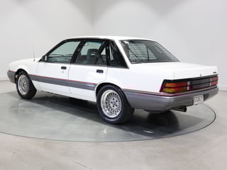 1988 Holden VL Commodore BT1 Police Pack - 9 Second Qtr. Mile