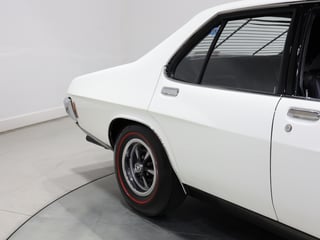 1974 Holden HQ Monaro GTS 308 4sp - Glacier White