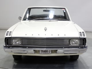1971 Chrysler VG Valiant Wayfarer Utility 318ci Fireball V8 - Bondi Bleach White