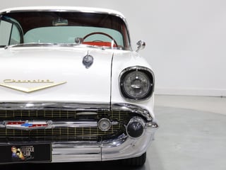 1957 Chevrolet Bel Air - Pillarless 2-Door Hardtop