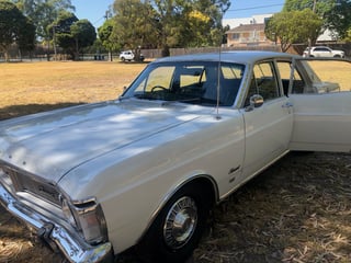 1971 XY Ford Fairmont - Ultra White