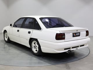 1989 HSV VN SV89 Build No 149 - Alpine White