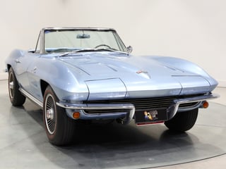 1964 Chevrolet Corvette C2 Sting Ray 327ci 'Fuelie' - Silver Blue Metallic