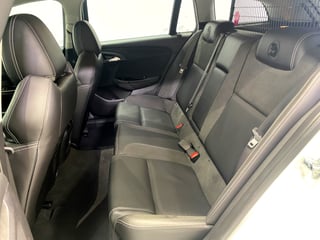 2016 HSV Gen-F2 Clubsport R8 LSA Tourer