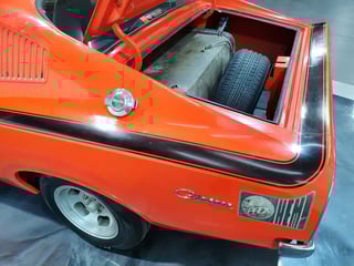 1972 VH E49 Valiant Charger R/T - BIG TANK