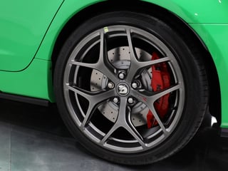 2017 HSV GEN-F2 GTSR Delivery km - Spitfire Green