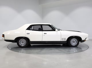 1975 Ford Falcon XB GT - Polar White