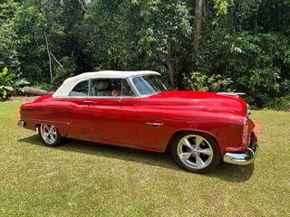 1952 Oldsmobile Super 88 Restomod - 6.0L LS2 V8