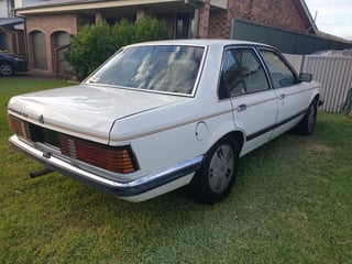 1982 VH SL/E Commodore