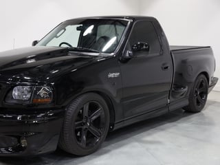 2004 Ford F-150 SVT Lightning RHD - Raven Black 