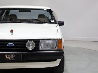 1979 Ford XD Fairmont Ghia 4.9L V8 - Sno White - 57,312km 