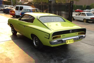 Valiant Charger XL