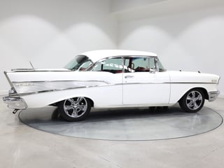 1957 Chevrolet Bel Air - Pillarless 2-Door Hardtop
