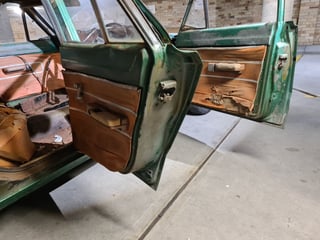 1971 Chrysler Valiant VG Pacer - Resto Project