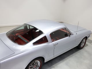 1965 Ford Mustang Fastback 2+2 - Silver Smoke Grey