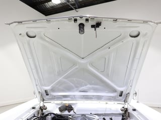 1971 Ford XY Fairmont 302ci Windsor - Ultra White