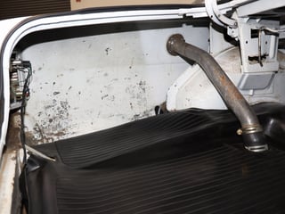 1971 Ford XY Fairmont 302 V8 - Ultra White