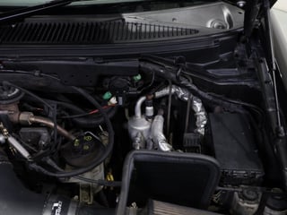 2004 Ford F-150 SVT Lightning RHD - Raven Black 