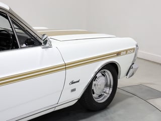 1971 Ford XY Fairmont 302ci Windsor - Ultra White