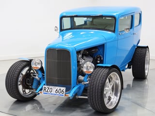 1932 Ford Tudor Hot Rod