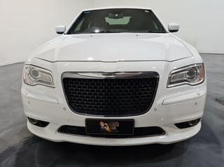 2012 Chrysler 300 SRT8 6.4L V8