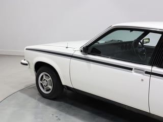 1976 Holden LX Torana SS Hatchback - 5.0L Trimatic - Cotillion White