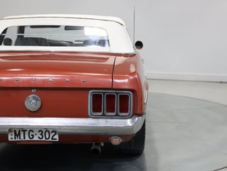 1970 Ford Mustang Convertible - 302 V8 