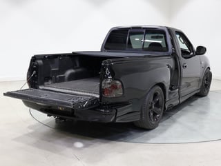 2004 Ford F-150 SVT Lightning RHD - Raven Black 